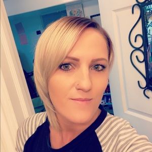 Meet your Posher, Lea